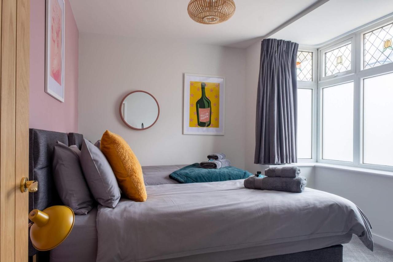 Ultimate Glam, Vintage Central Pad. Cool 70S Bar. Bournemouth Luaran gambar